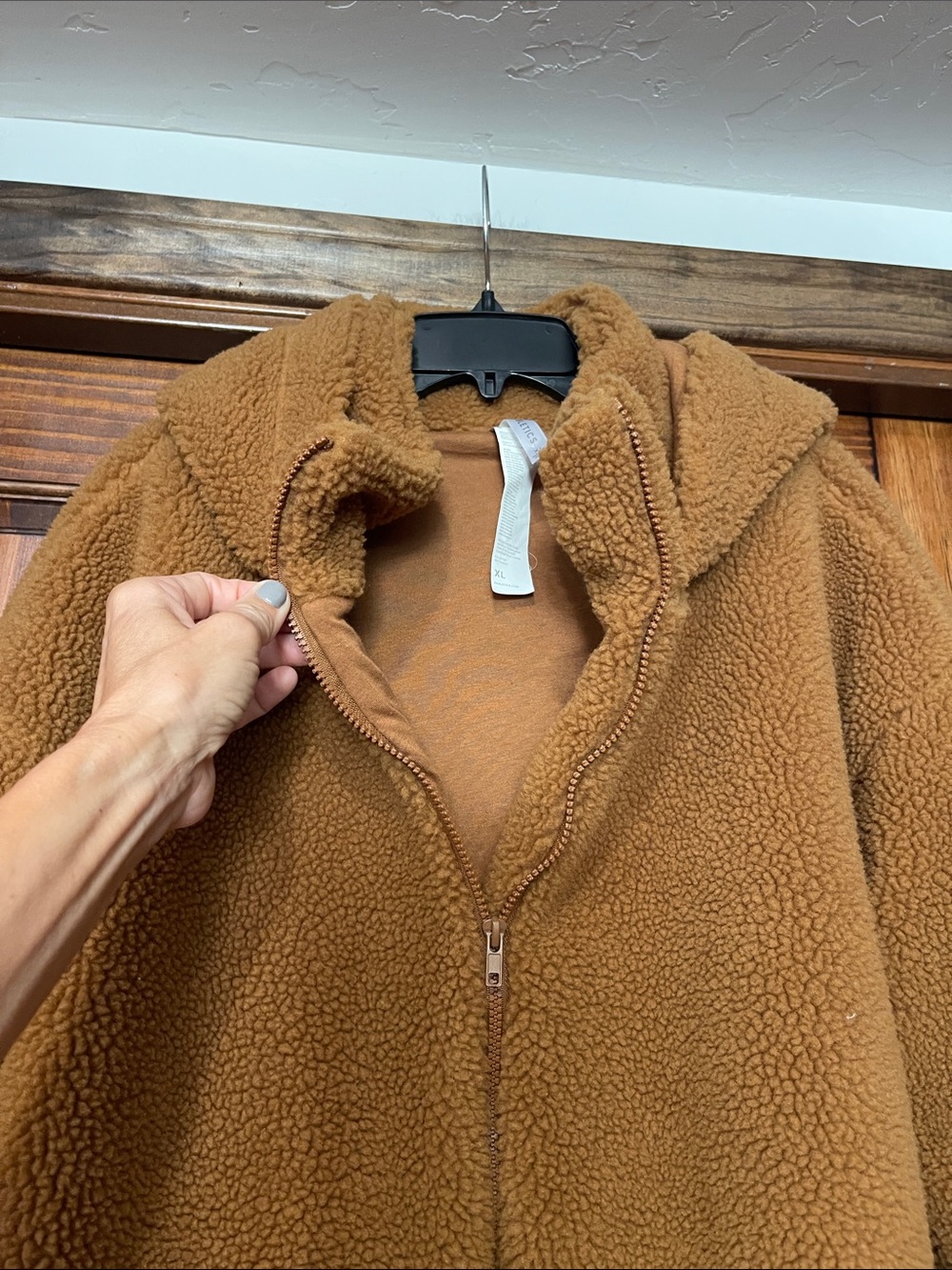 Fabletics Lotta Cozy Hooded Teddy Jacket in Camel XL - Picture 5 of 6